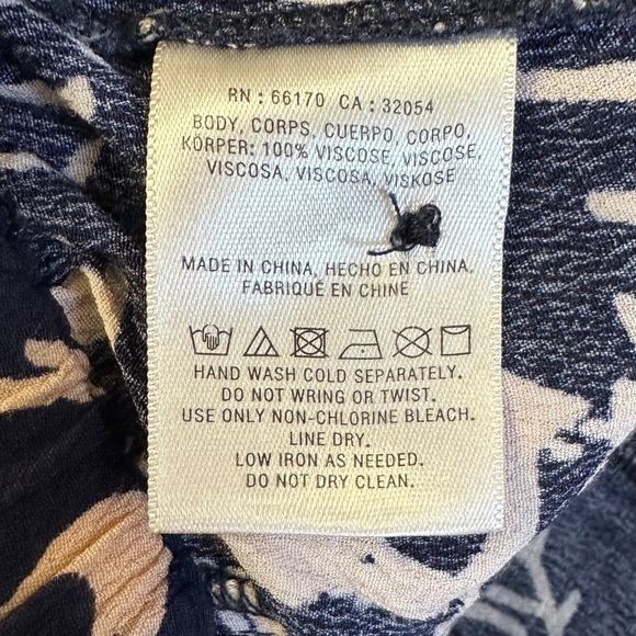 Anthropologie Hei Hei Harem Cargo Pants- Navy Cream size Medium - Picture 11 of 16